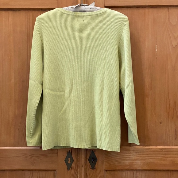 INC Woman V-neck Pullover Sweater - Picture 2 of 3